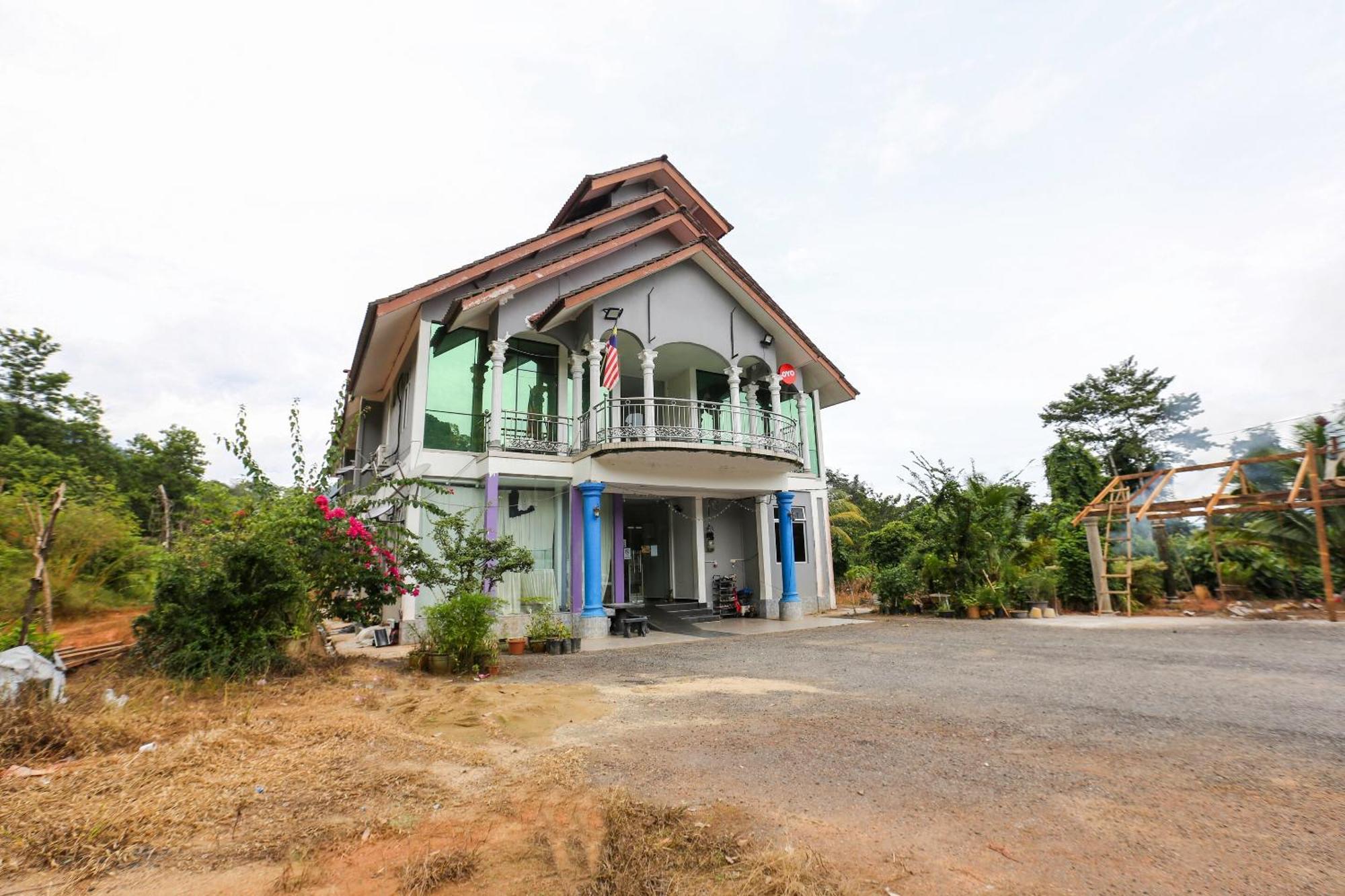 Oyo 89933 Nun Hotel Jeli Exterior foto