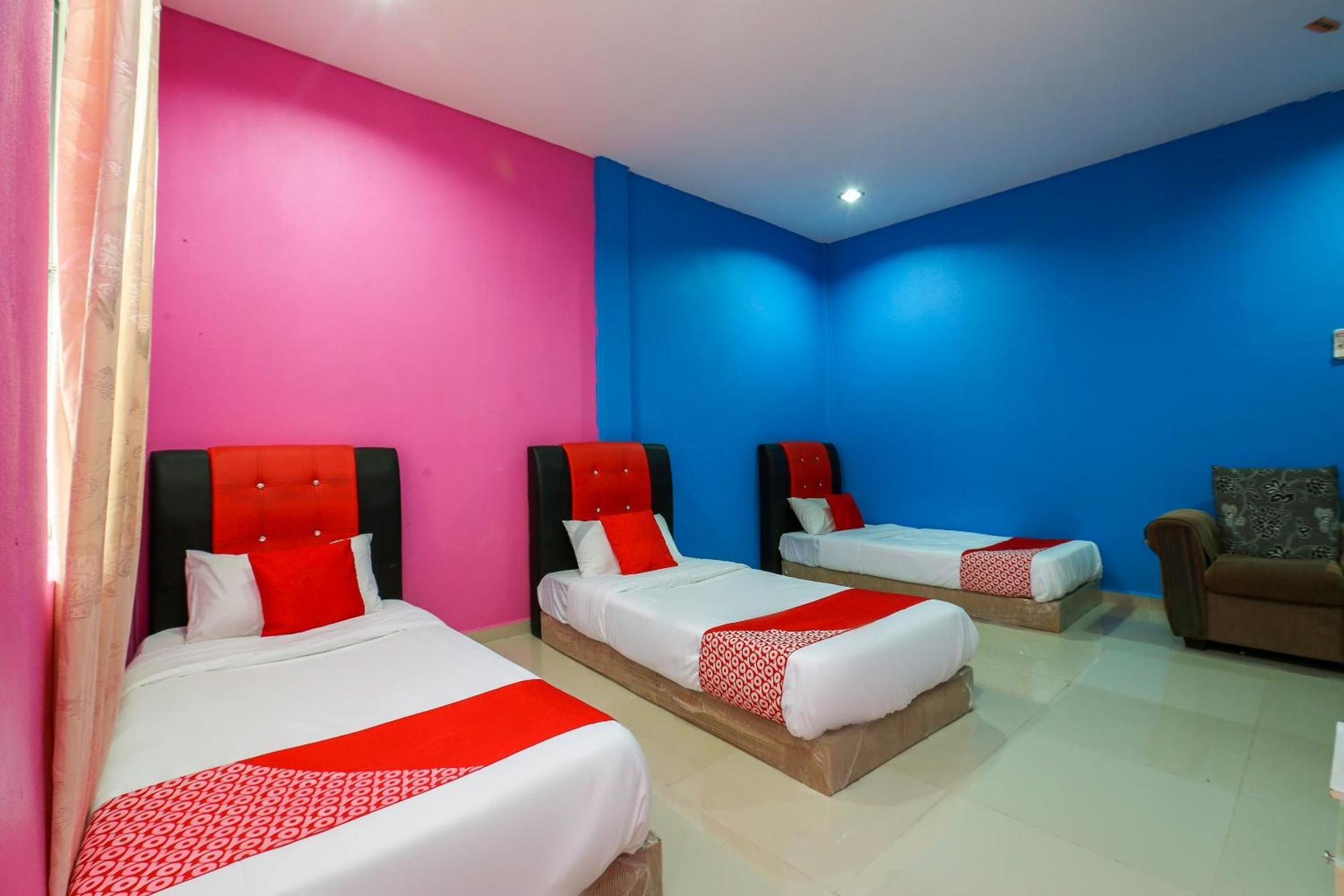 Oyo 89933 Nun Hotel Jeli Exterior foto