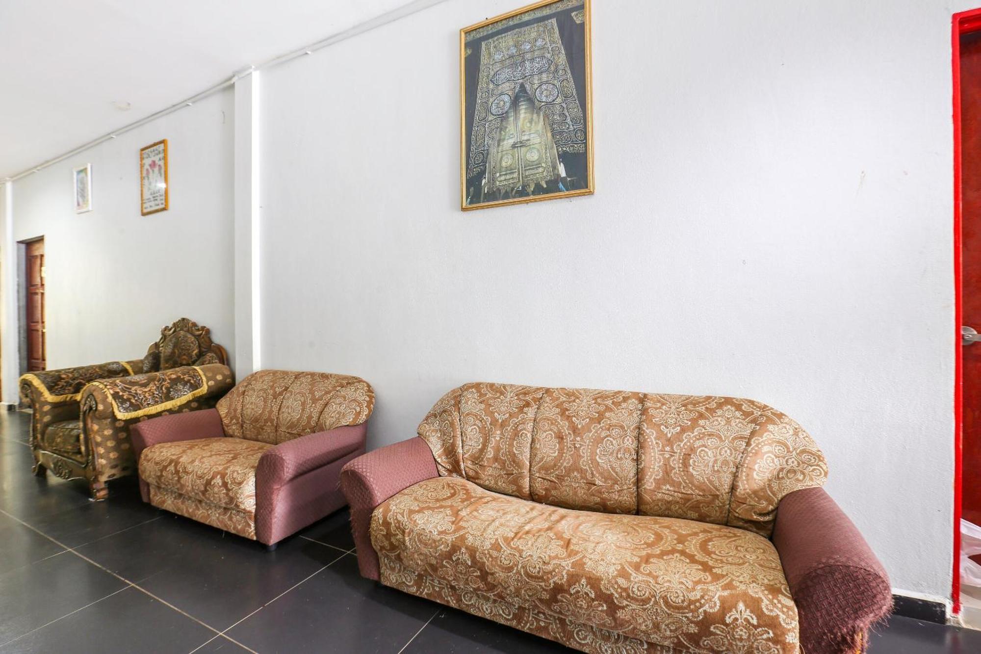 Oyo 89933 Nun Hotel Jeli Exterior foto