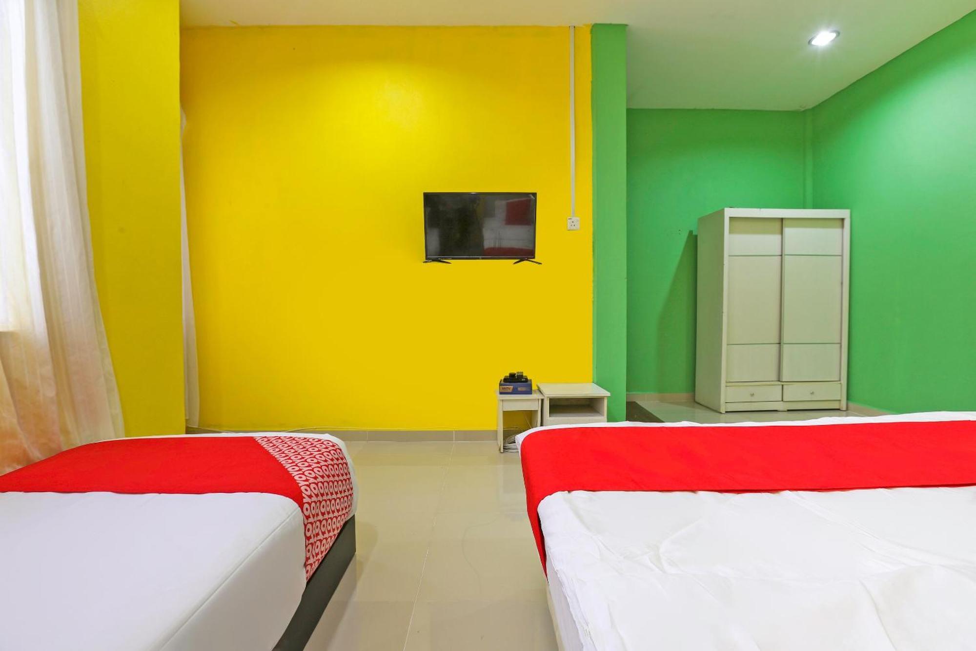 Oyo 89933 Nun Hotel Jeli Exterior foto