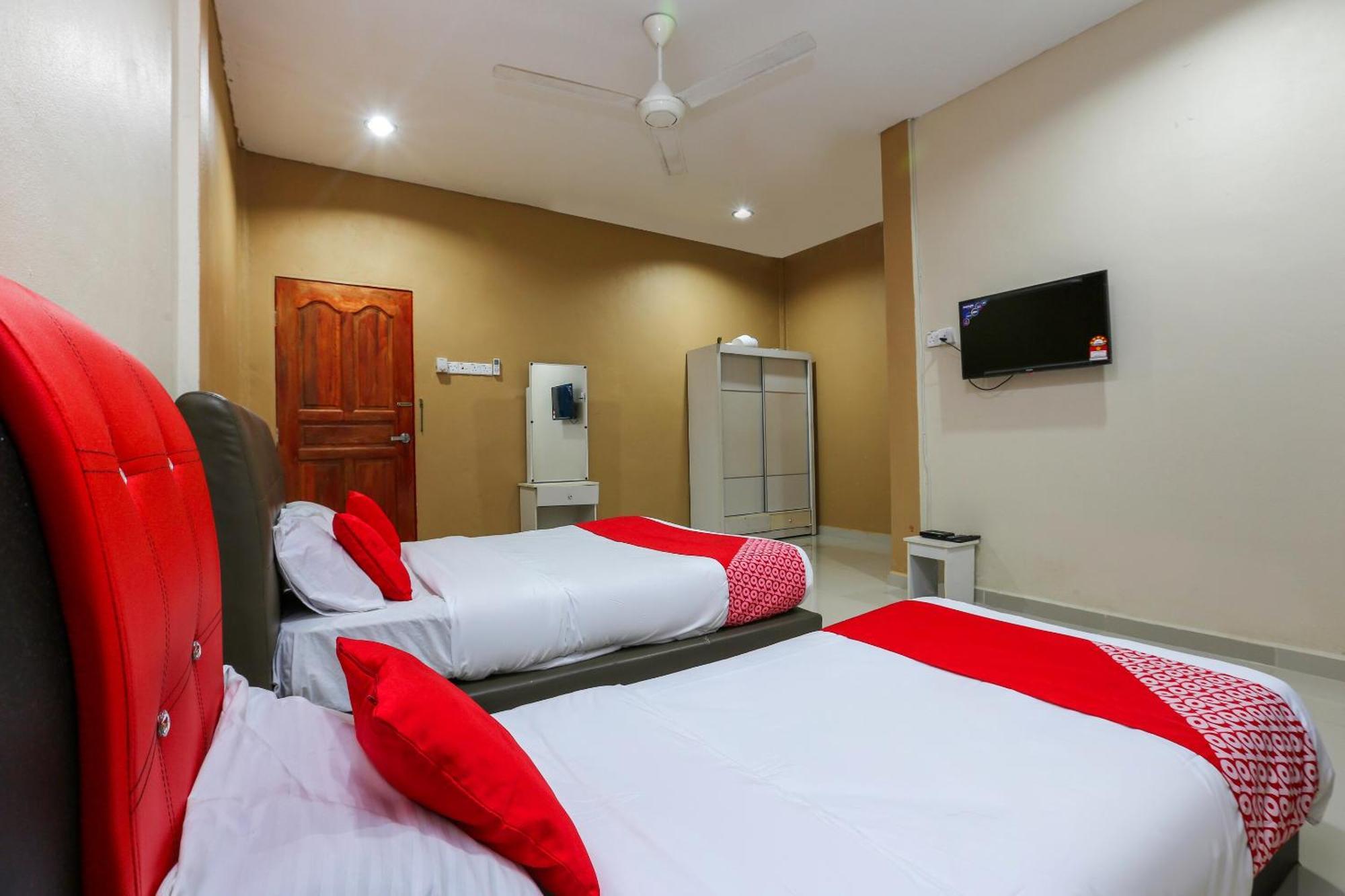 Oyo 89933 Nun Hotel Jeli Exterior foto